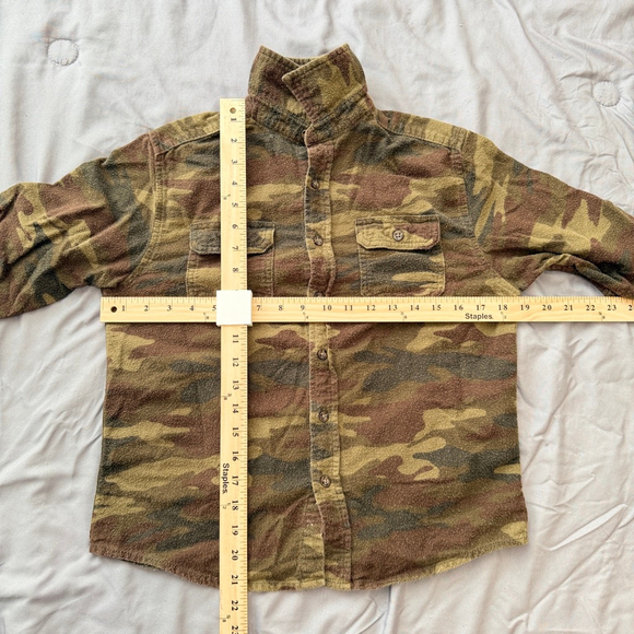 Faded Glory Boys’ Olive Camo Flannel Shirt – Size Large (10–12) - Picture 6 of 8